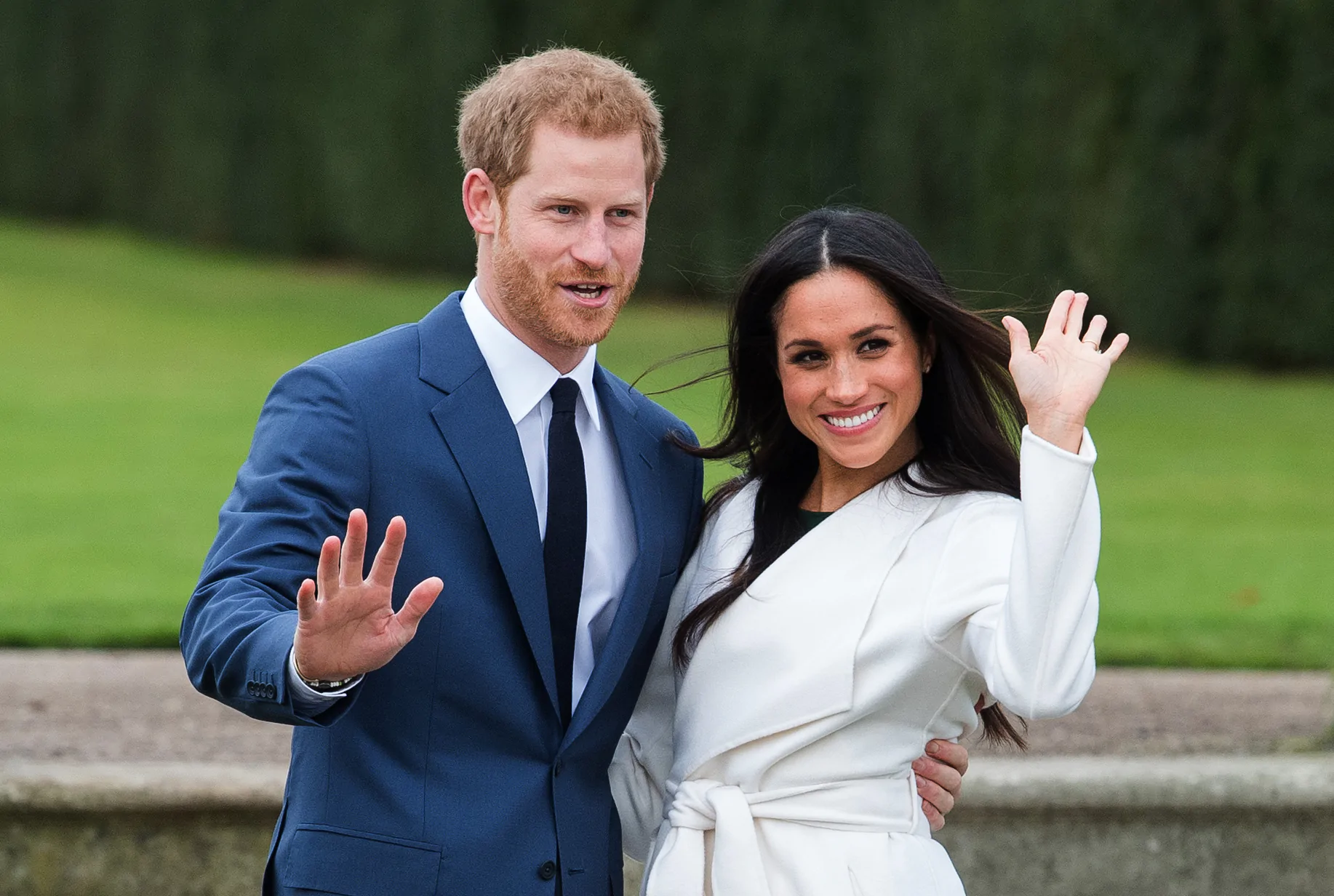 Prince Harry and Meghan Markle celebrates their engagement.